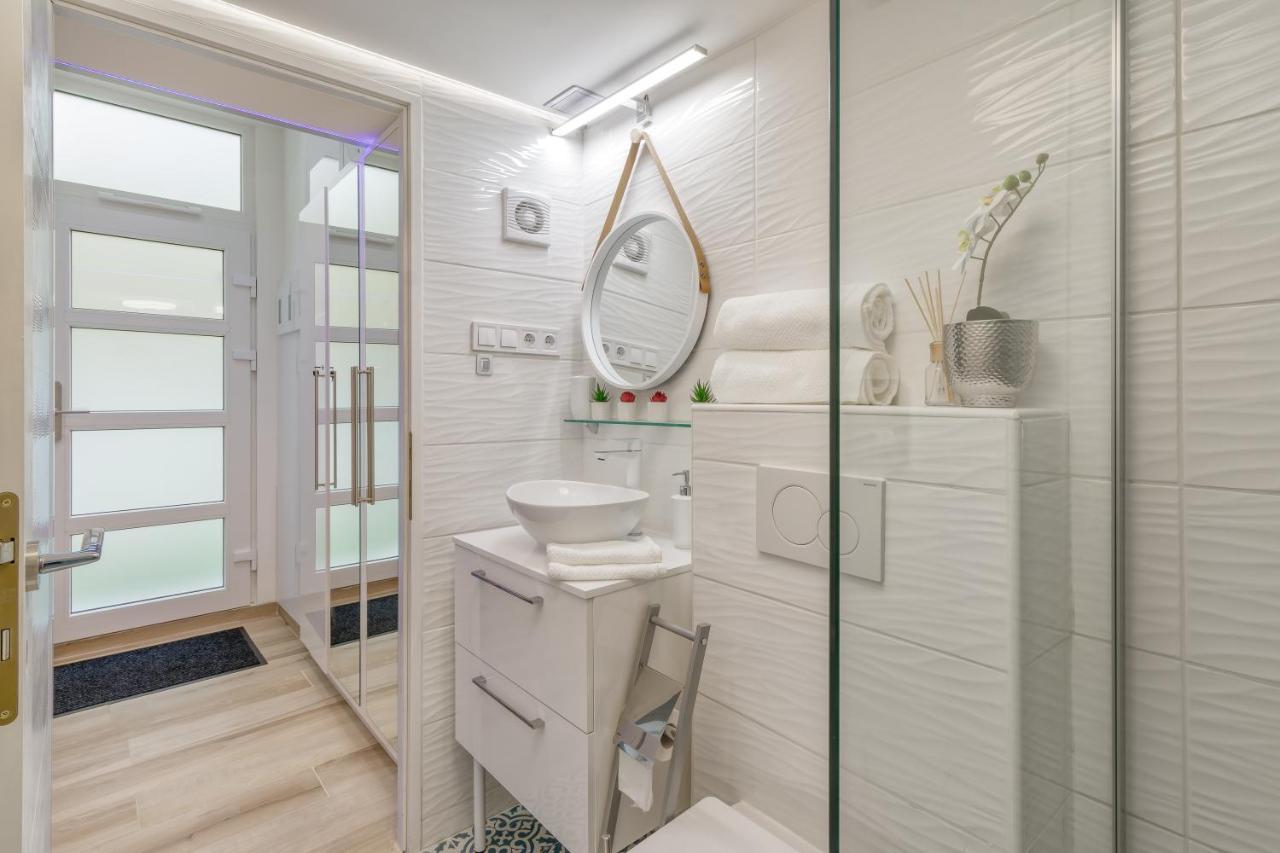 B2 apartman, mert neked a legjobb jár! Budapest Esterno foto
